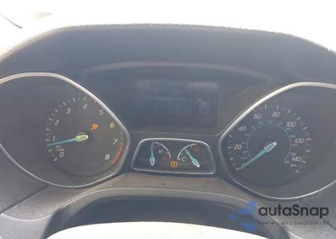 2014 Ford Focus Se z USA, uszkodzony, nr VIN 1FADP3K27EL455260